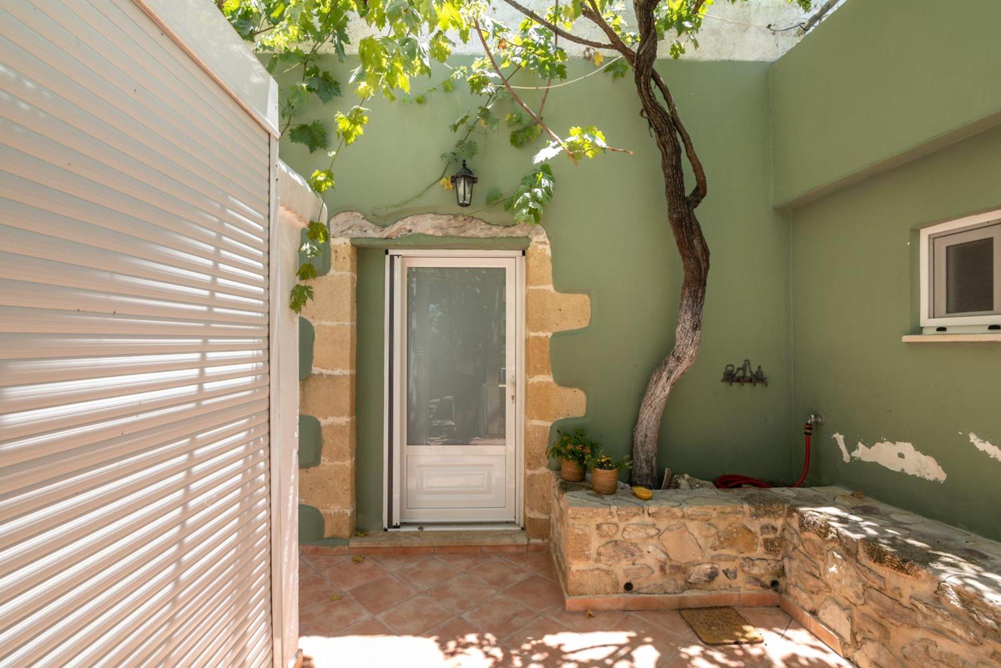 Grandma'S Nest Villa Kissamos Exterior photo